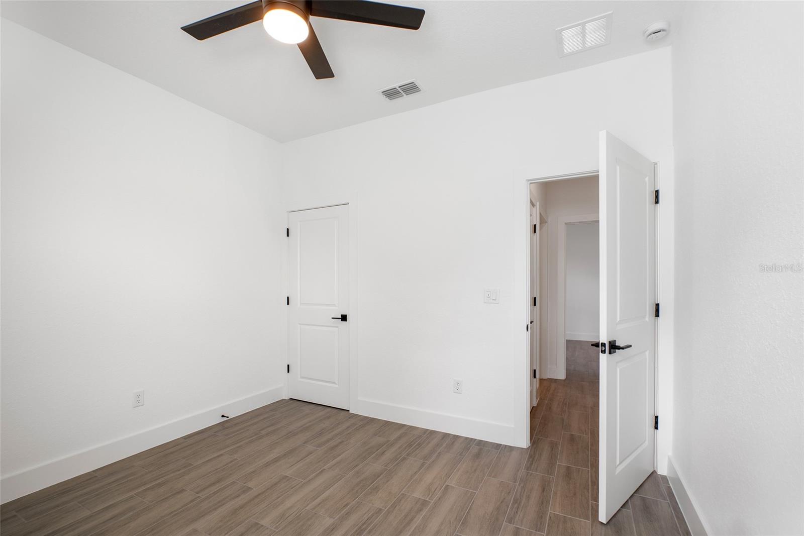 LINKS - Residential Lease