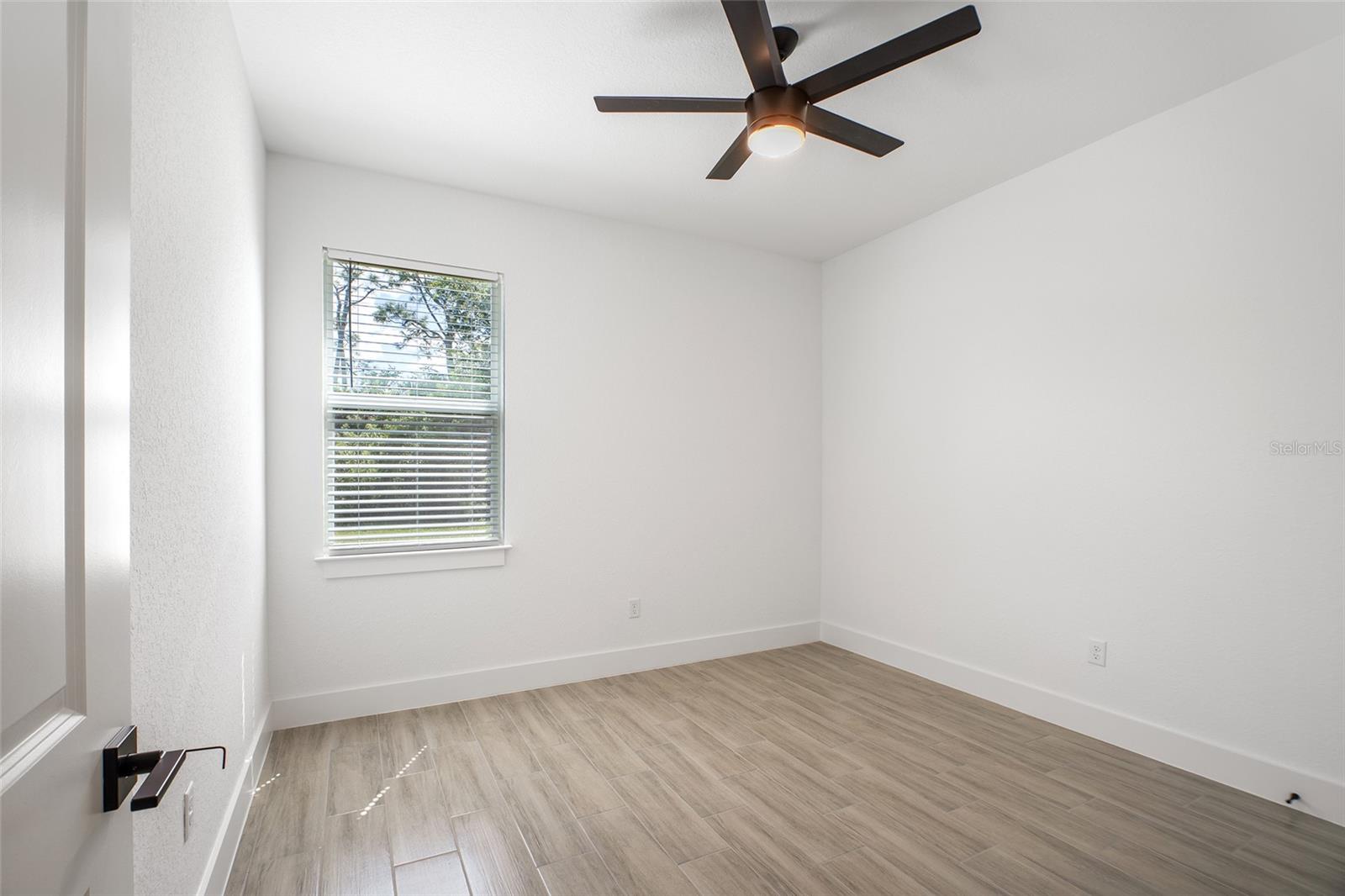 LINKS - Residential Lease