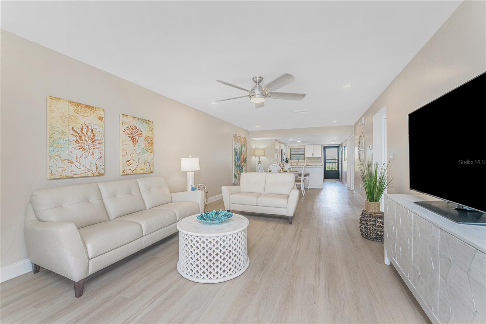 TARPON BAY PH 02 BLDG C - Residential