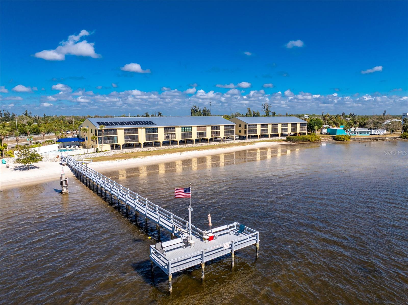 TARPON BAY PH 02 BLDG C - Residential