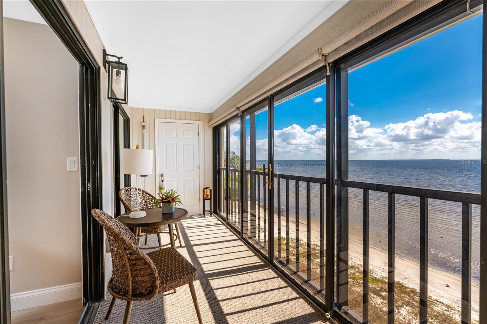 TARPON BAY PH 02 BLDG C - Residential