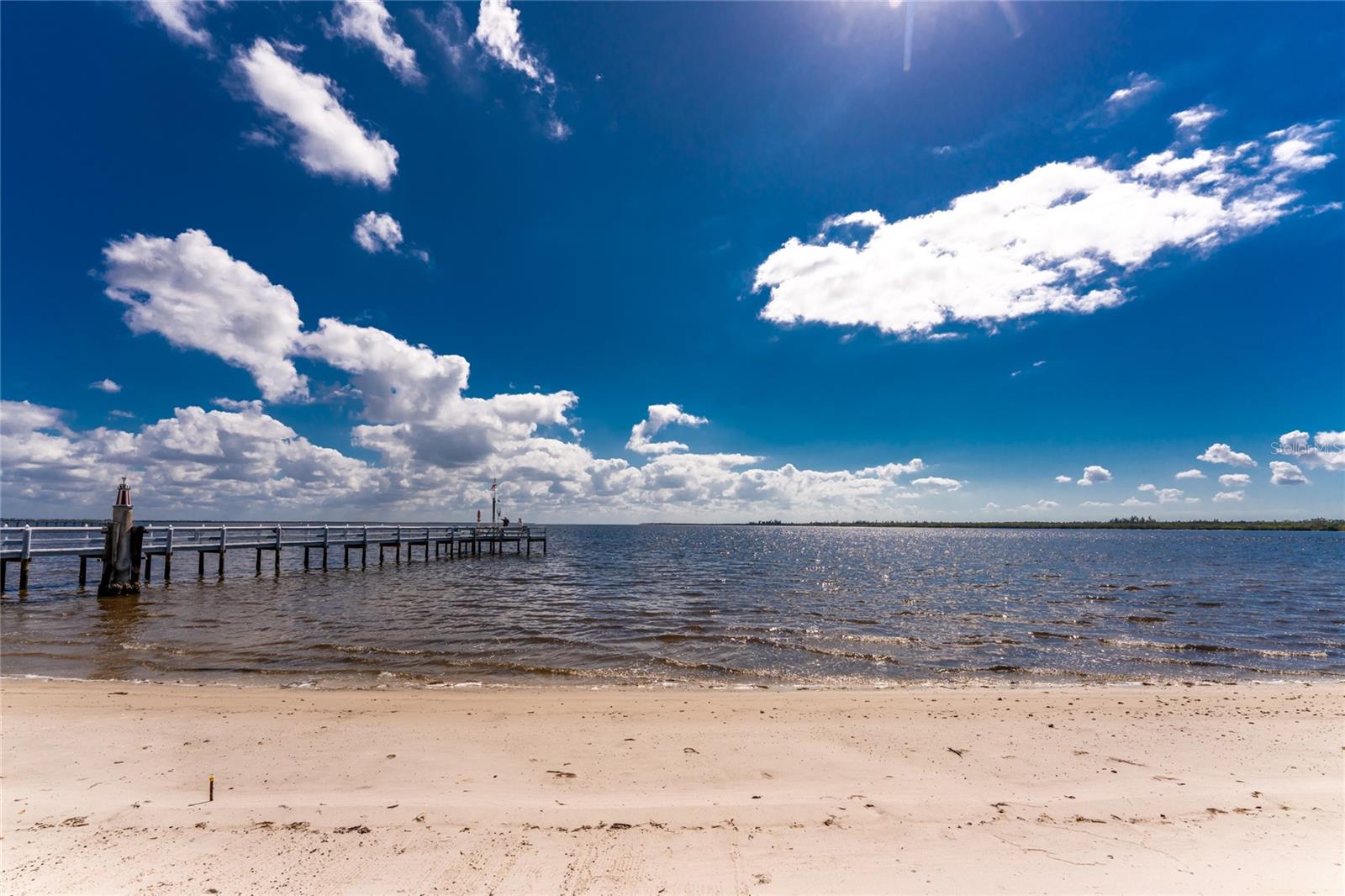 TARPON BAY PH 02 BLDG C - Residential