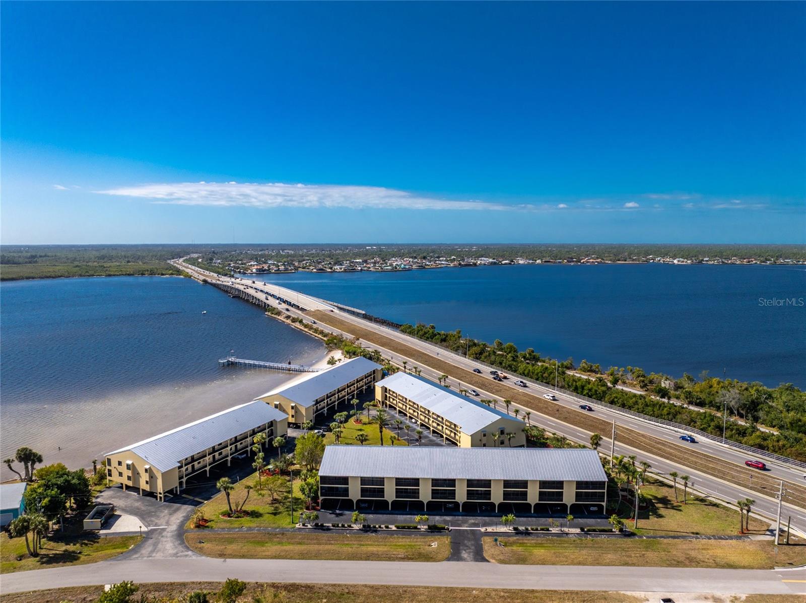 TARPON BAY PH 02 BLDG C - Residential