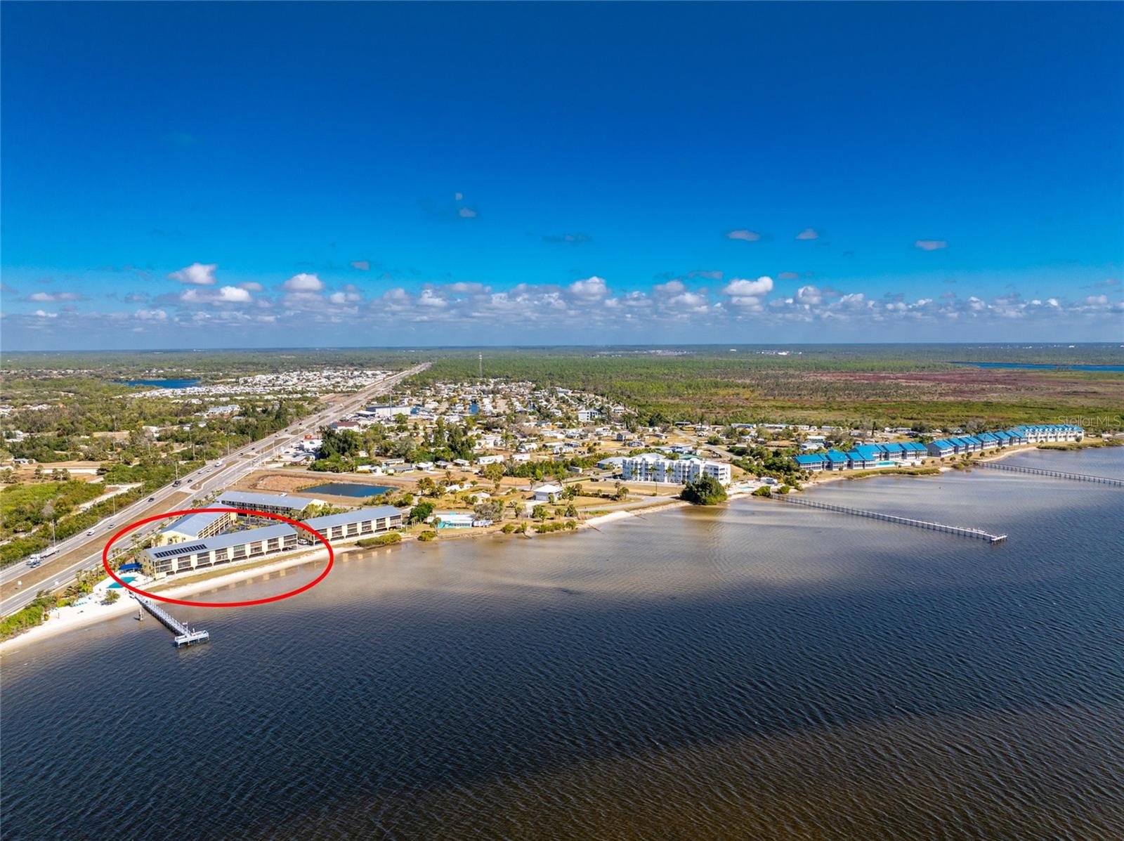 TARPON BAY PH 02 BLDG C - Residential