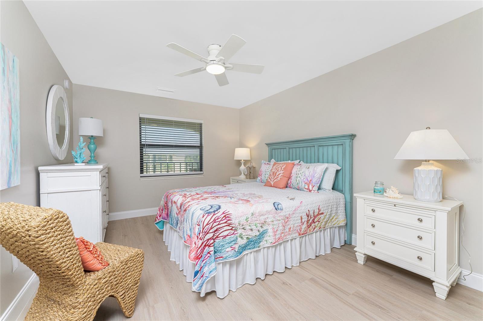 TARPON BAY PH 02 BLDG C - Residential