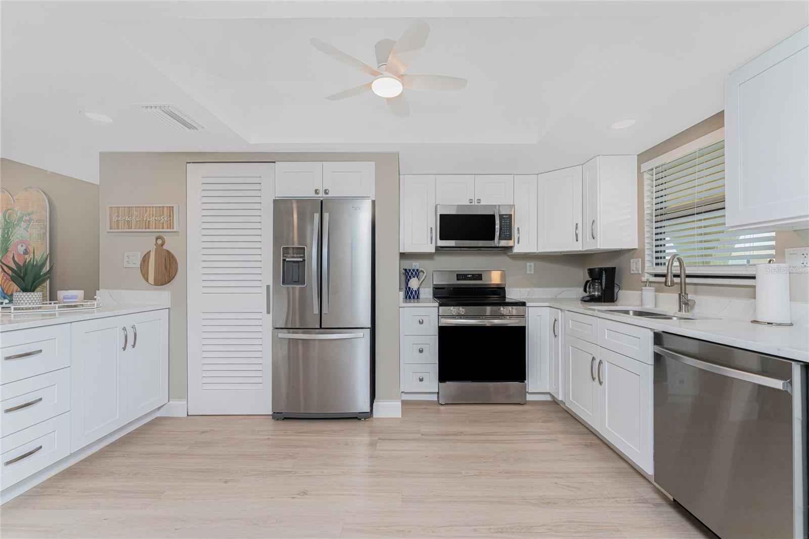 TARPON BAY PH 02 BLDG C - Residential