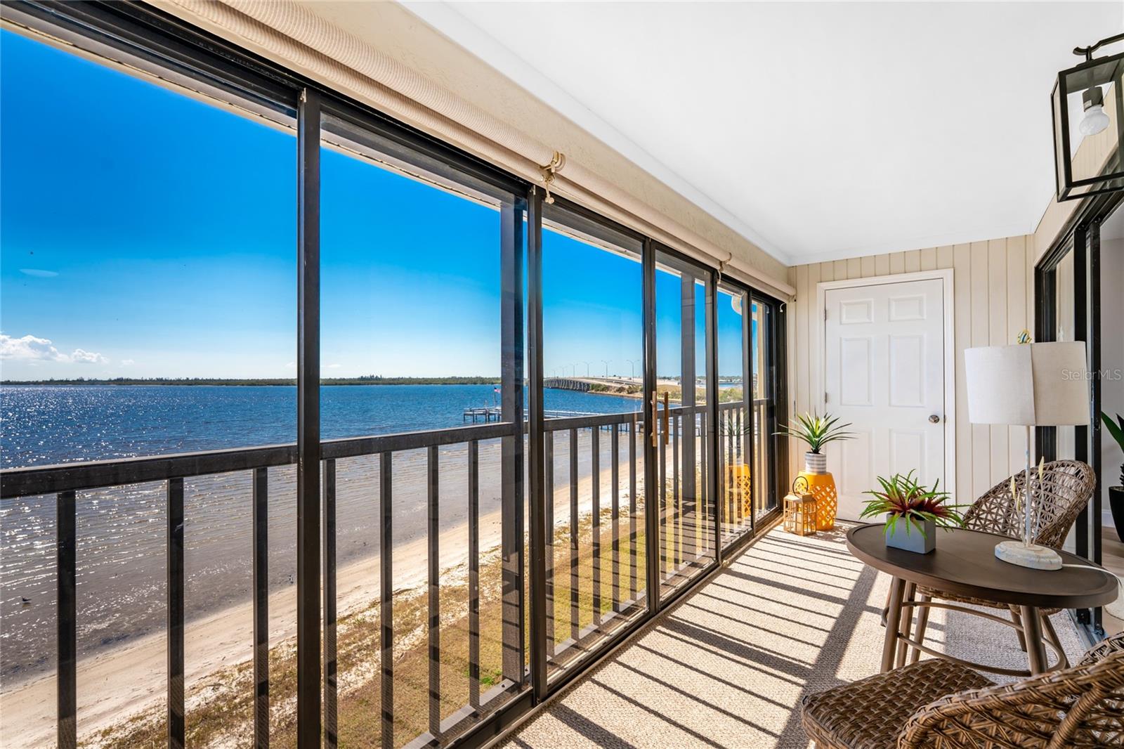 TARPON BAY PH 02 BLDG C - Residential