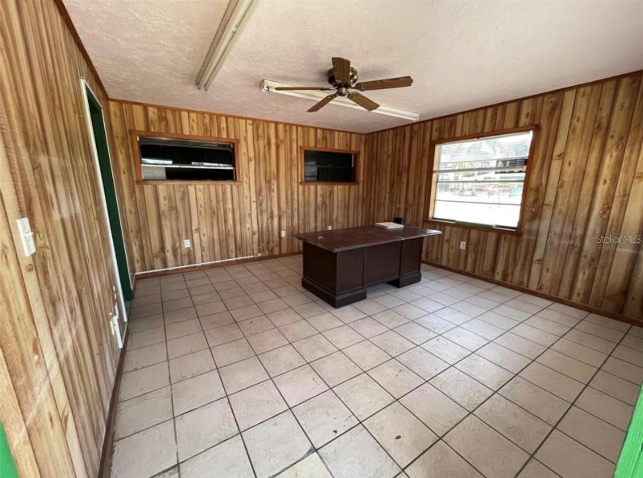 VILLA PARK - Commercial Lease