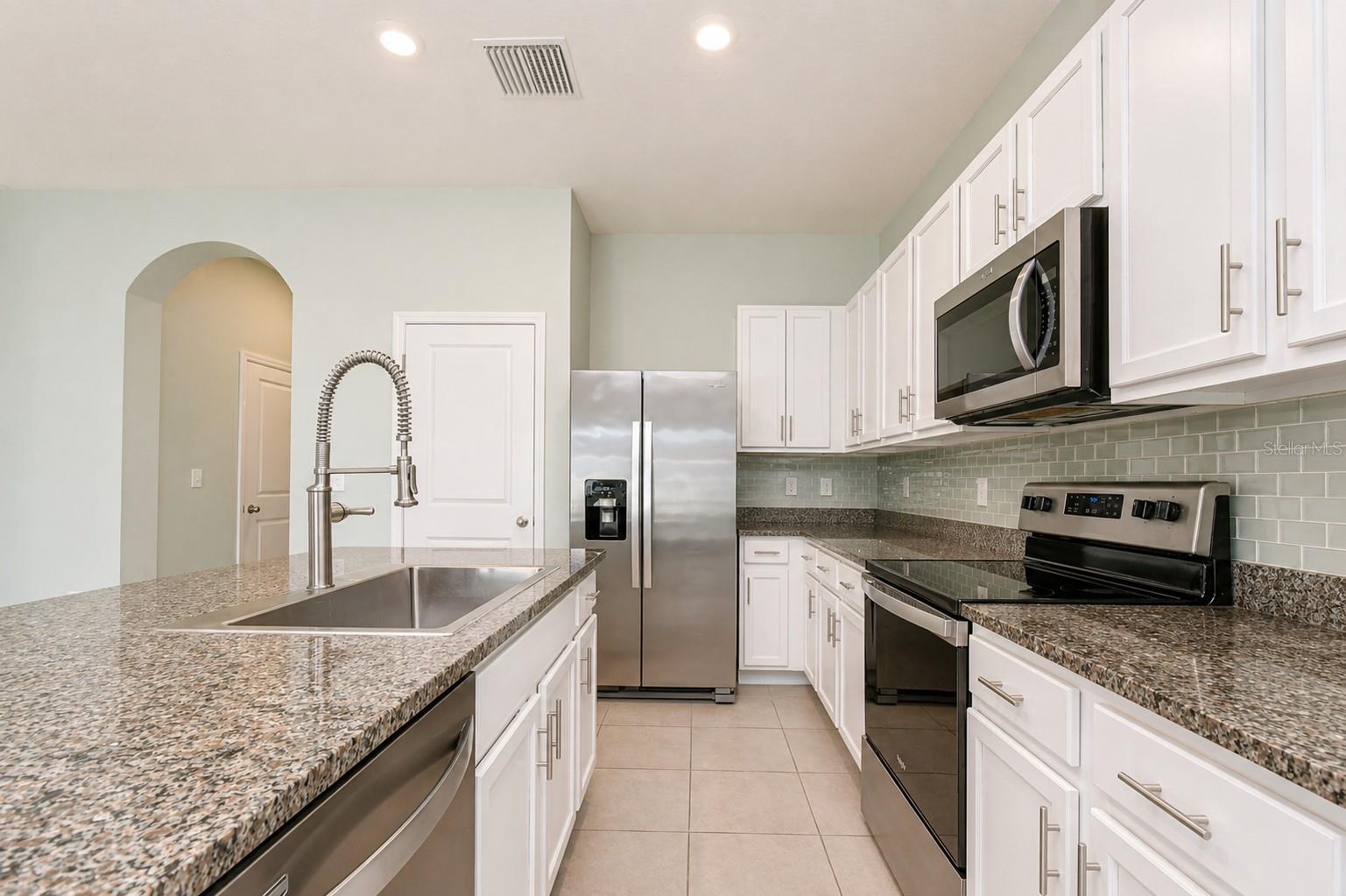 SOUTH BRANCH PRESERVE PH 2B & - Residential Lease