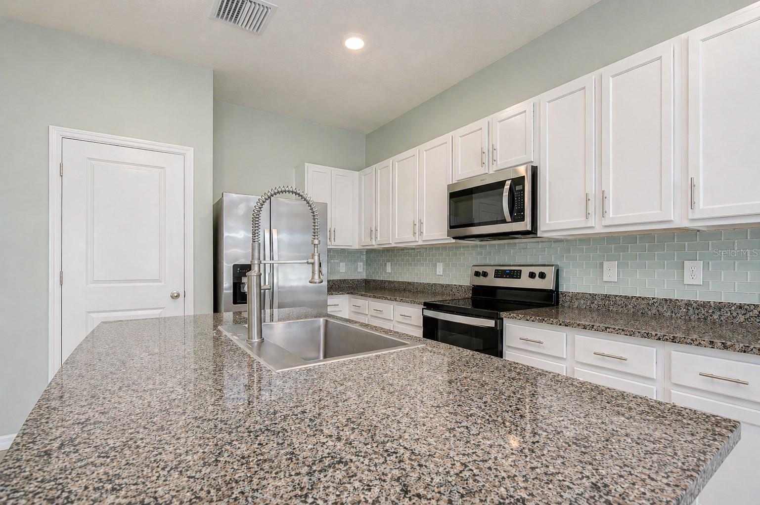 SOUTH BRANCH PRESERVE PH 2B & - Residential Lease