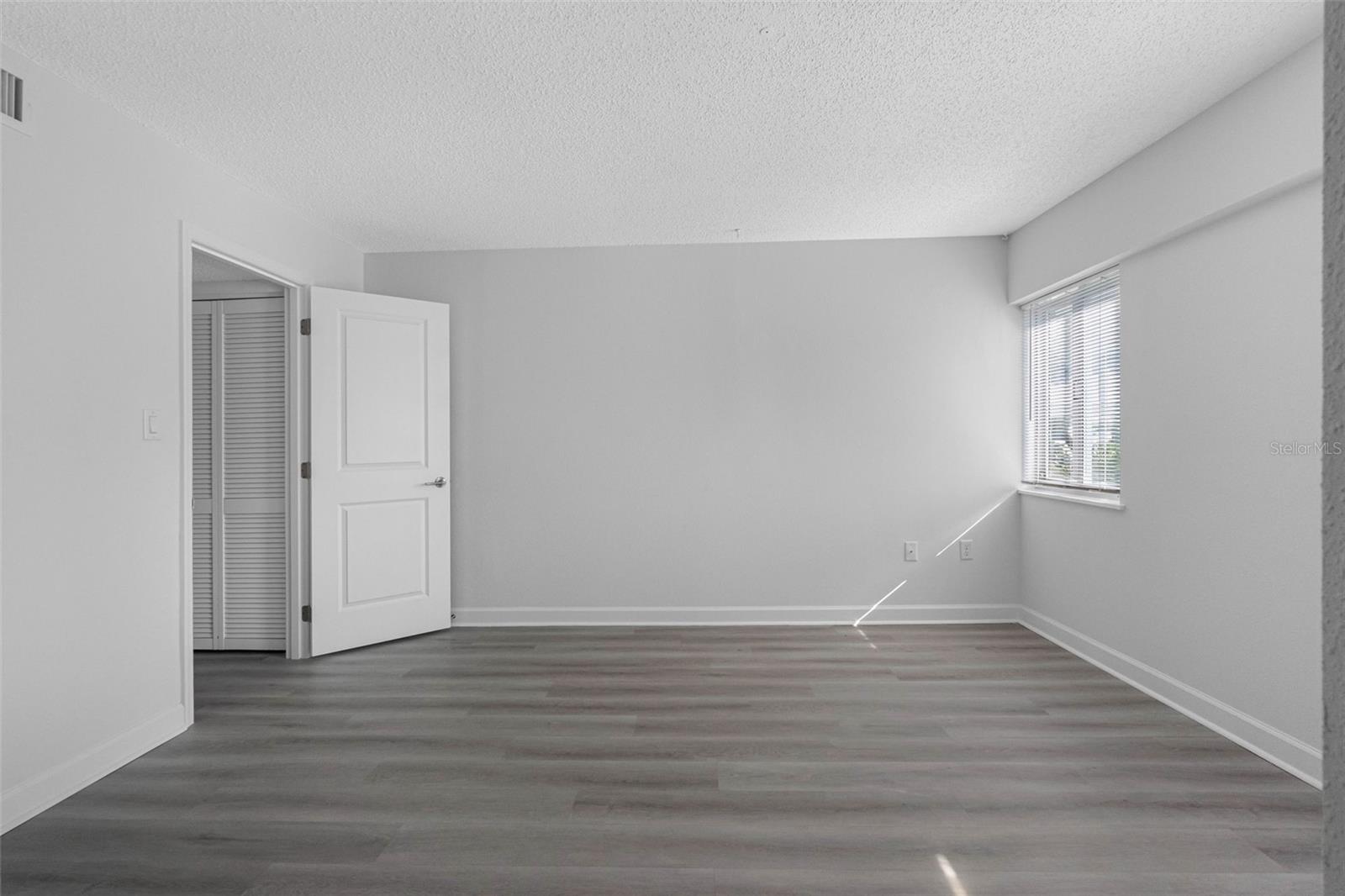 SAND KEY CONDO-BAYSIDE GARDENS II - Residential