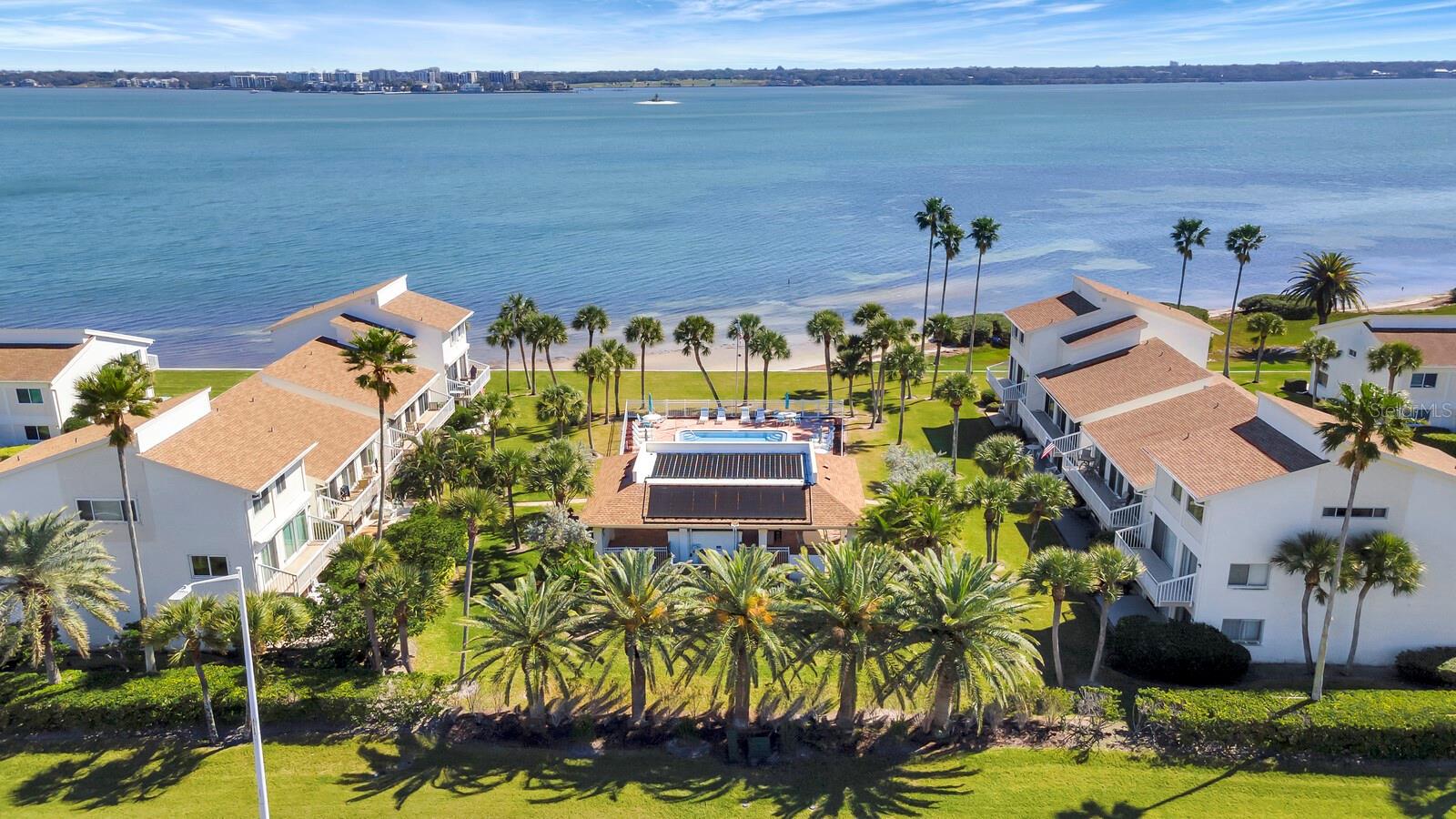 SAND KEY CONDO-BAYSIDE GARDENS II - Residential
