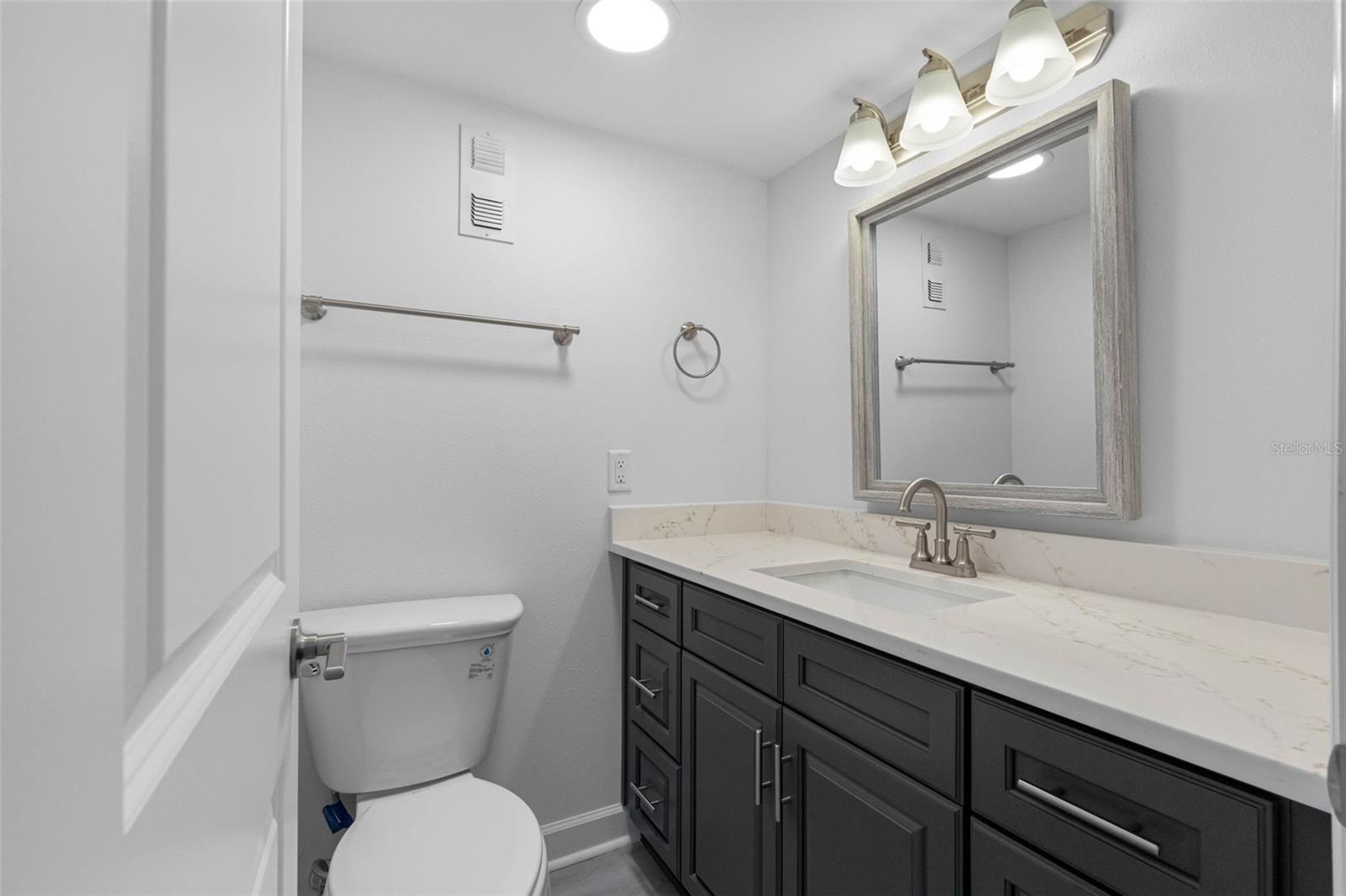 SAND KEY CONDO-BAYSIDE GARDENS II - Residential