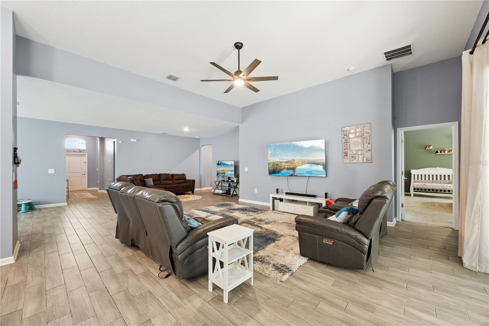 PINE GLEN - Residential