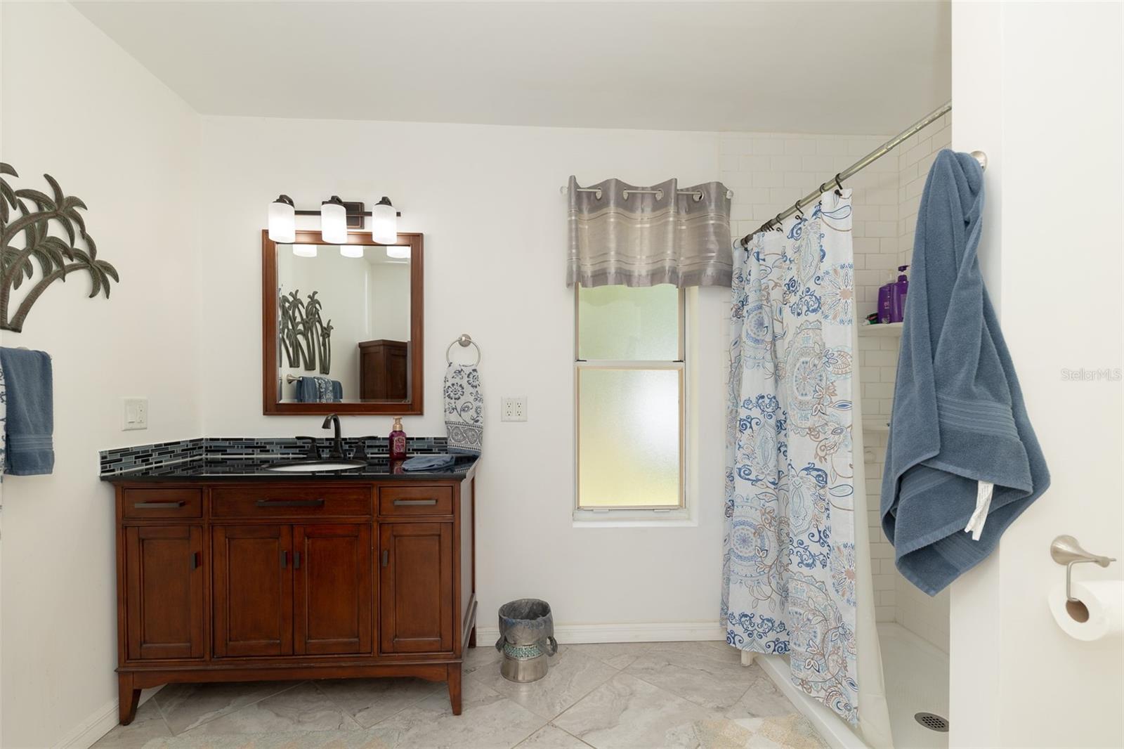 MEADOW WOOD FARMS UN 02 - Residential