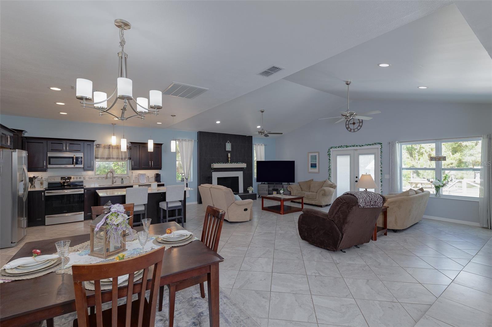 MEADOW WOOD FARMS UN 02 - Residential