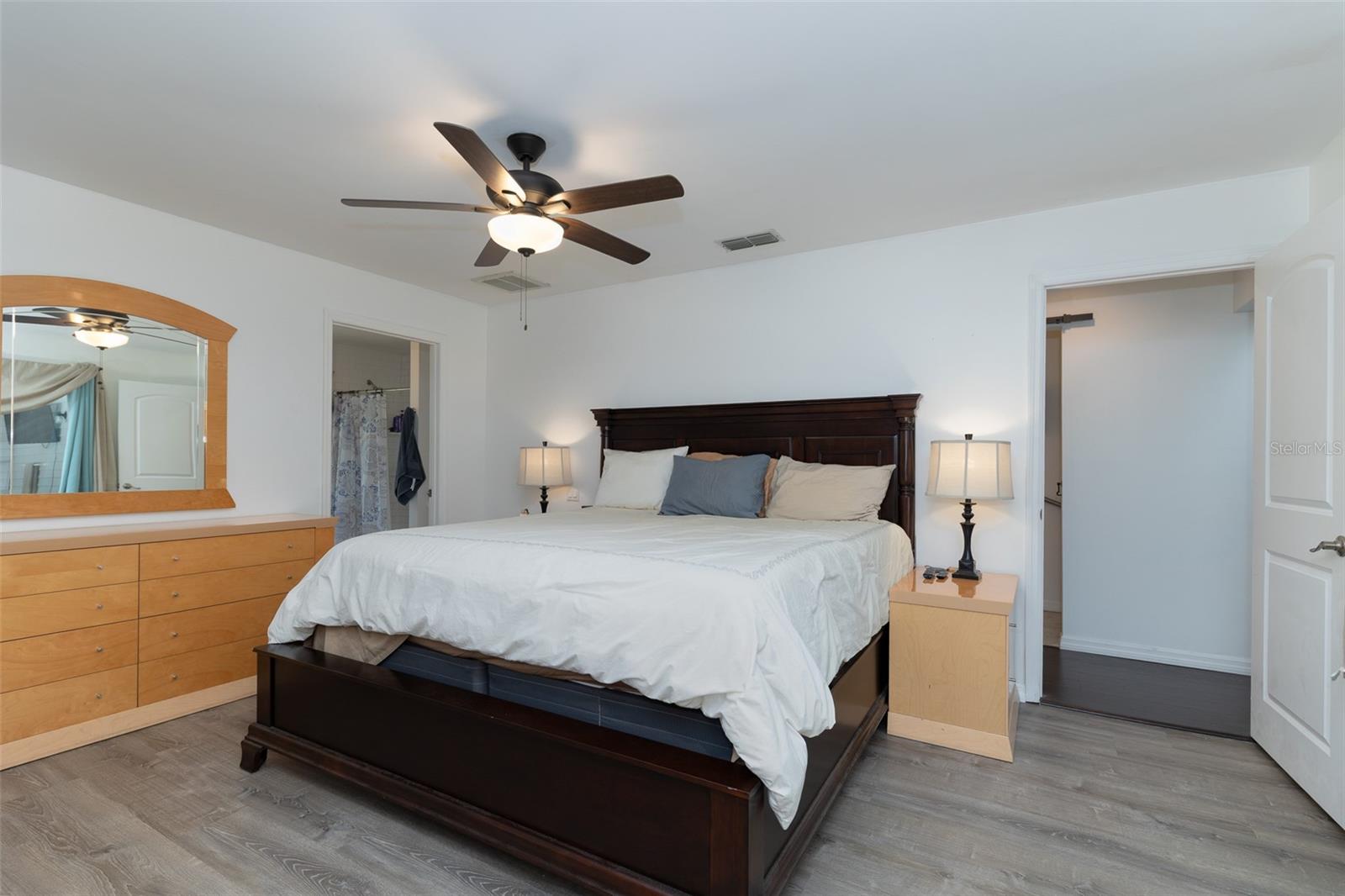 MEADOW WOOD FARMS UN 02 - Residential