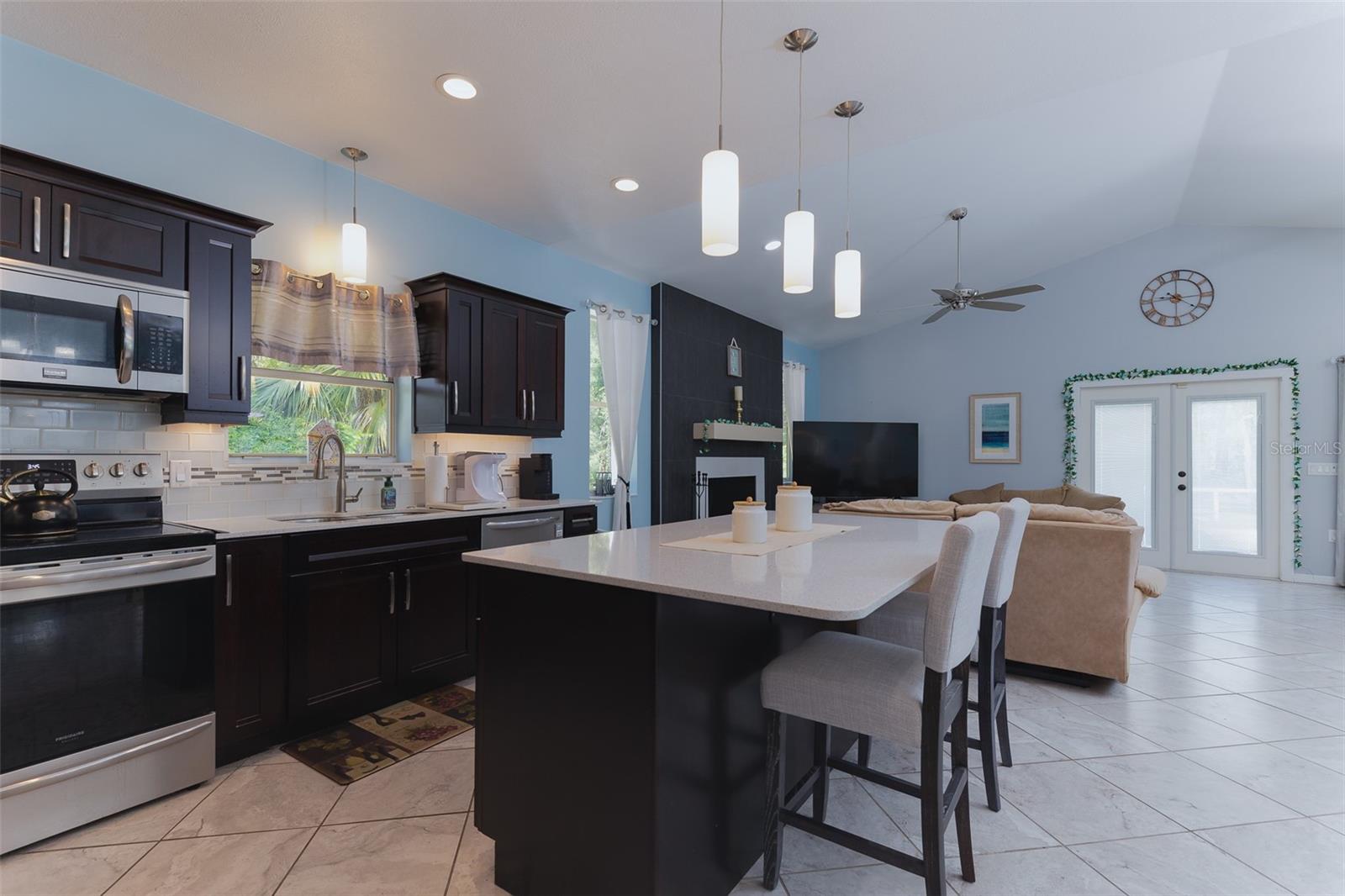 MEADOW WOOD FARMS UN 02 - Residential