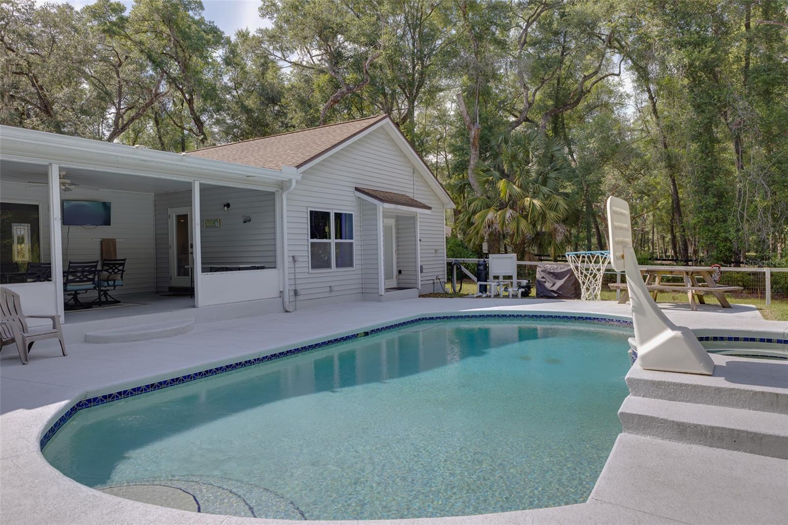MEADOW WOOD FARMS UN 02 - Residential