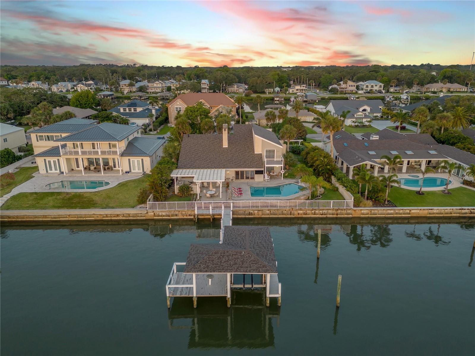 1219 COMMODORE DRIVE