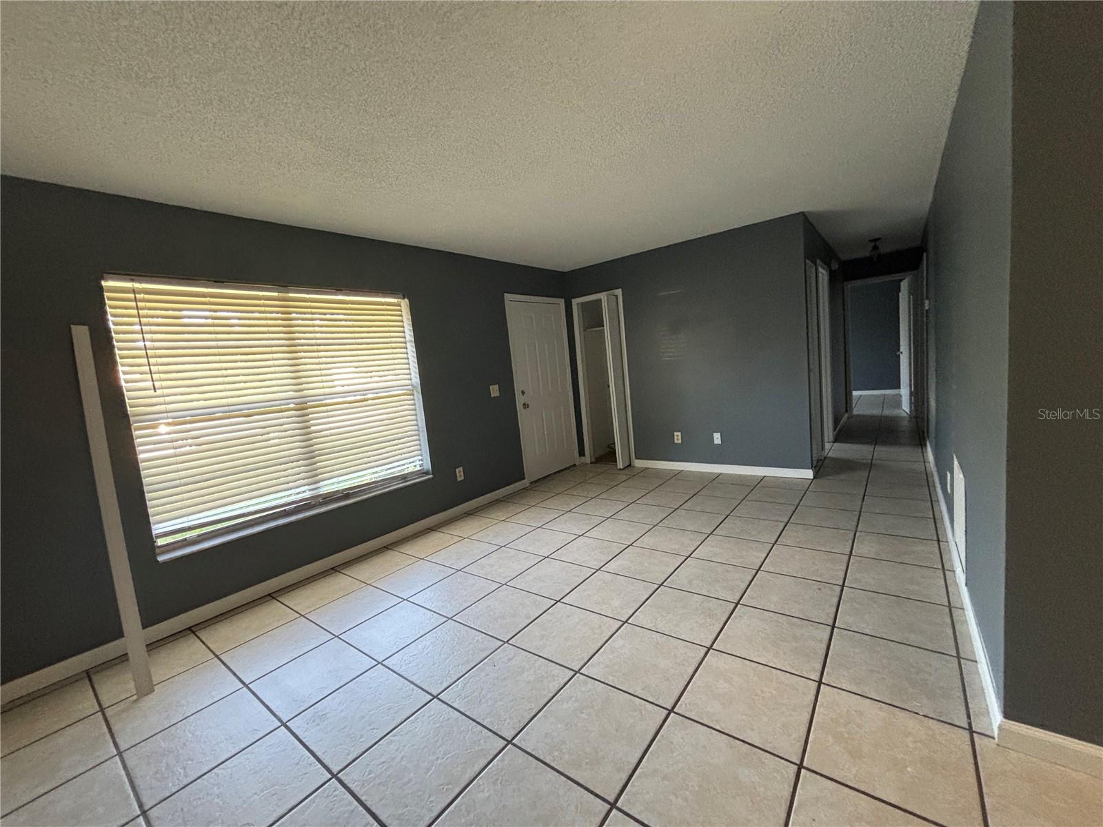 DELTONA LAKES UNIT 42 - Residential Lease