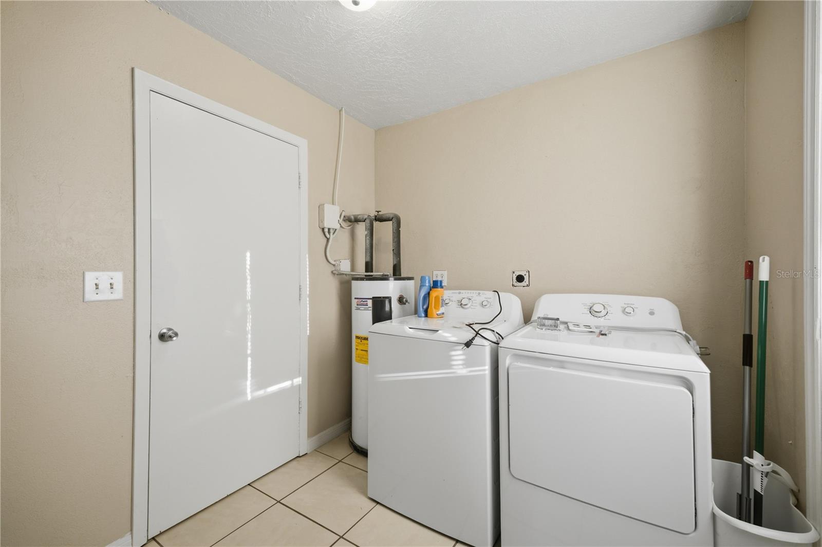 EDGEWOOD - Residential