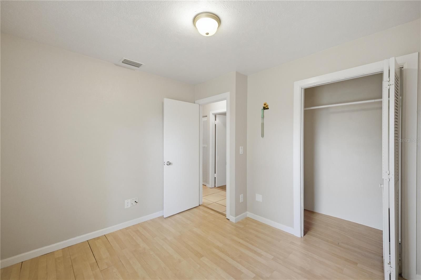 EDGEWOOD - Residential