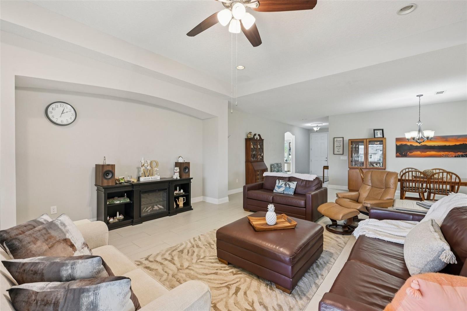 DEERFIELD MDWS - Residential