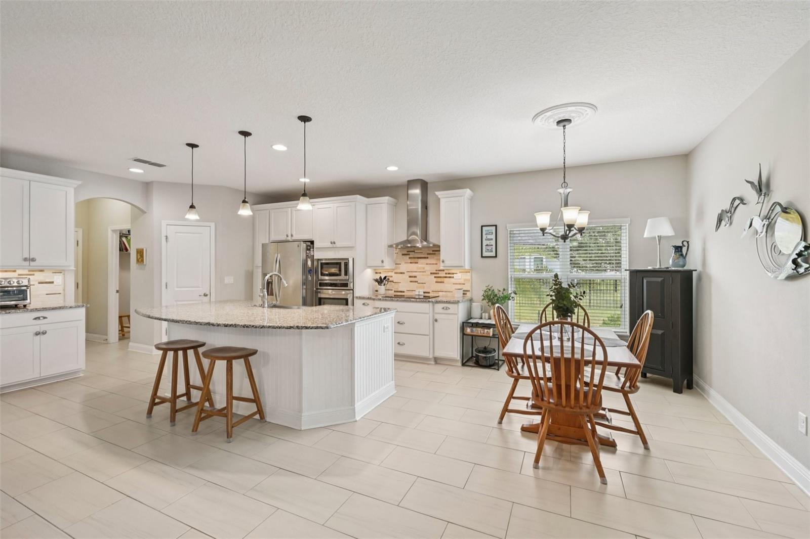 DEERFIELD MDWS - Residential