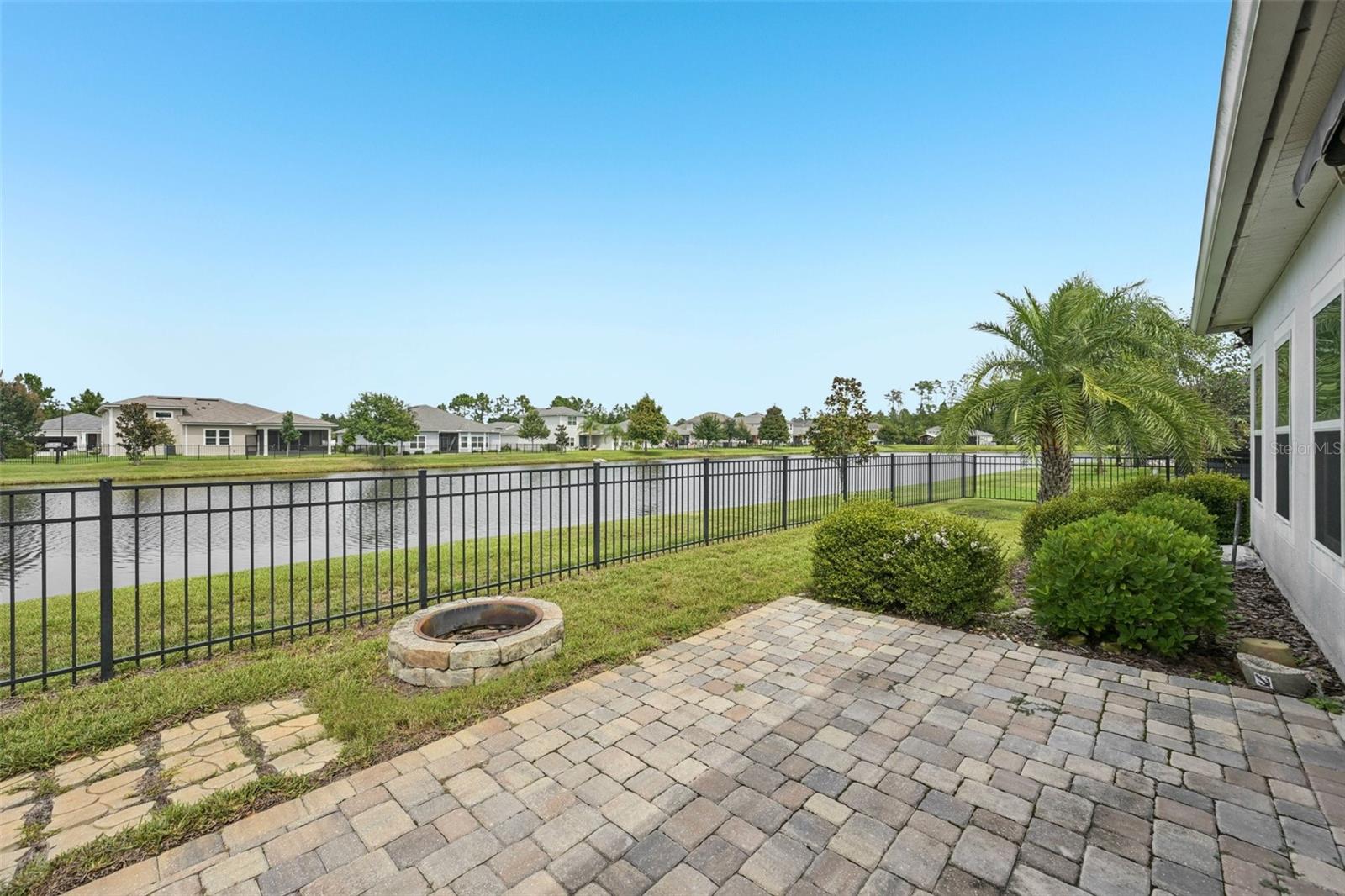 DEERFIELD MDWS - Residential