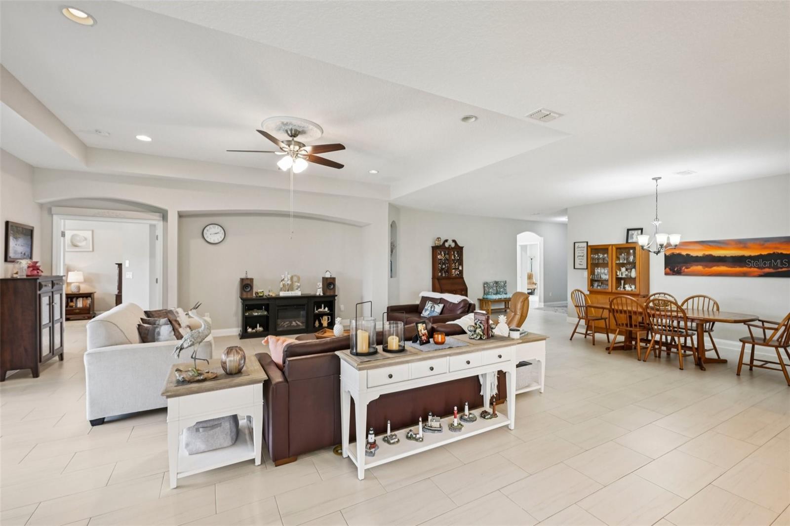 DEERFIELD MDWS - Residential