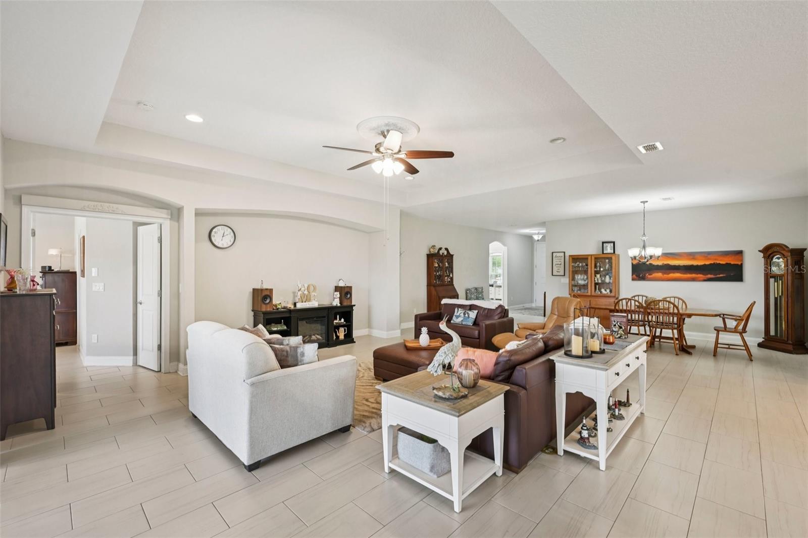 DEERFIELD MDWS - Residential