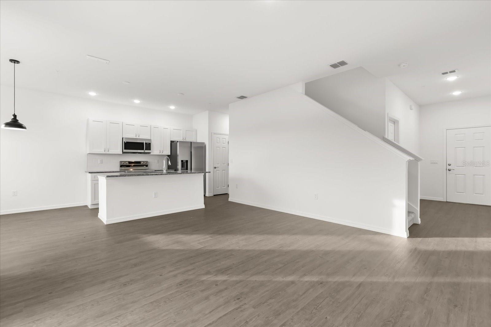 915 LAKEFRONT VILLAGE DRIVE