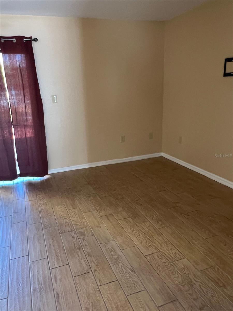 FLORIDA VACATION VILLAS - Residential Lease