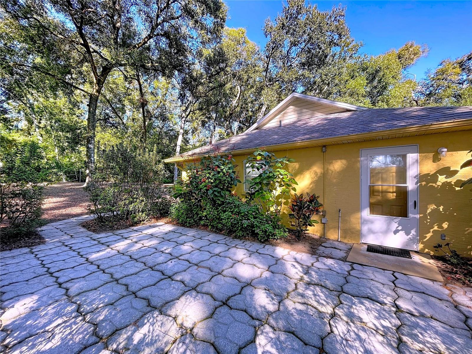 ZEPHYRHILLS COLONY CO - Residential