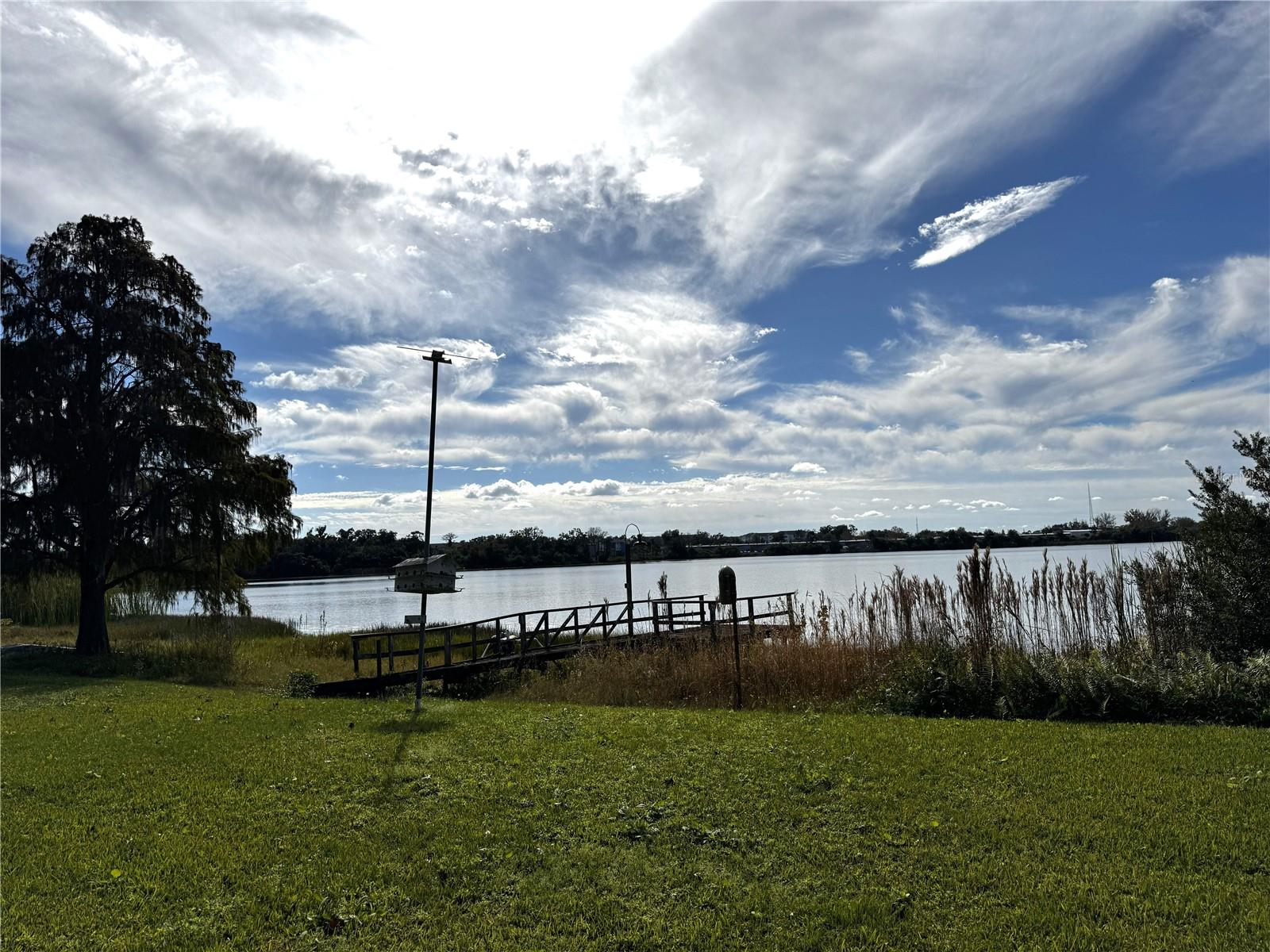 VISCONTI EAST - Residential Lease