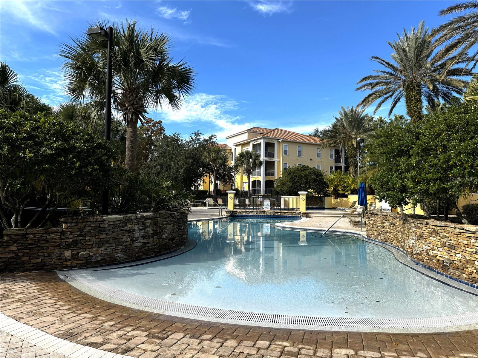 VISCONTI EAST - Residential Lease