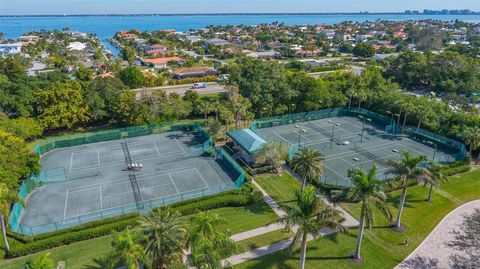 A home in LONGBOAT KEY