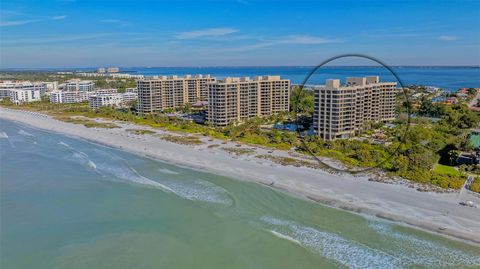 A home in LONGBOAT KEY