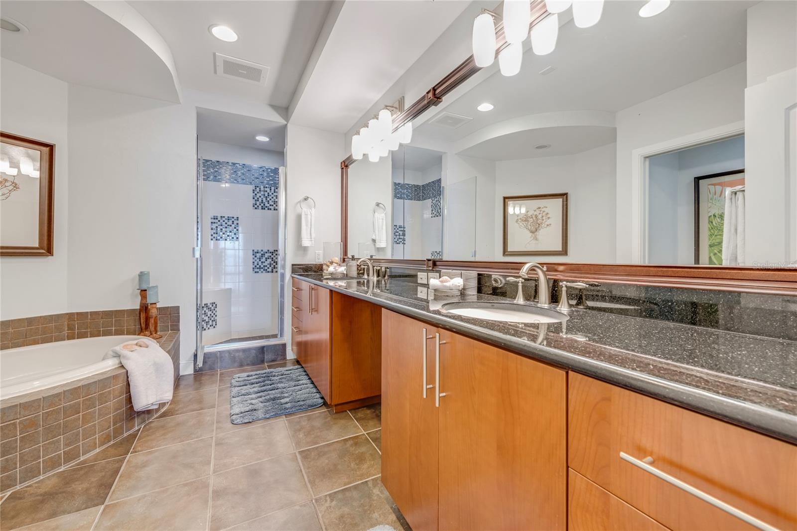 OCEAN VISTAS CONDO - Residential