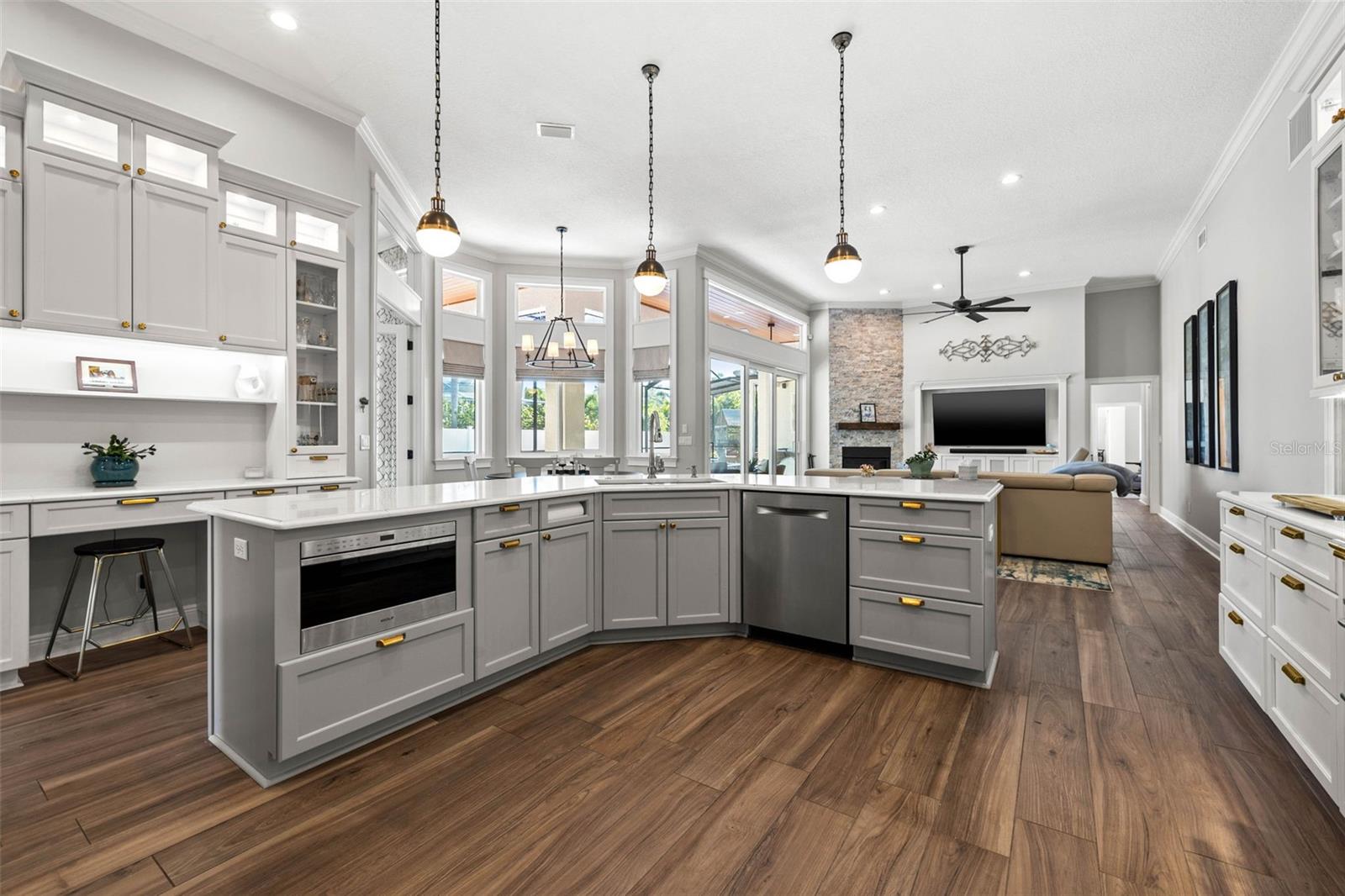 PLACIDO BAYOU - Residential