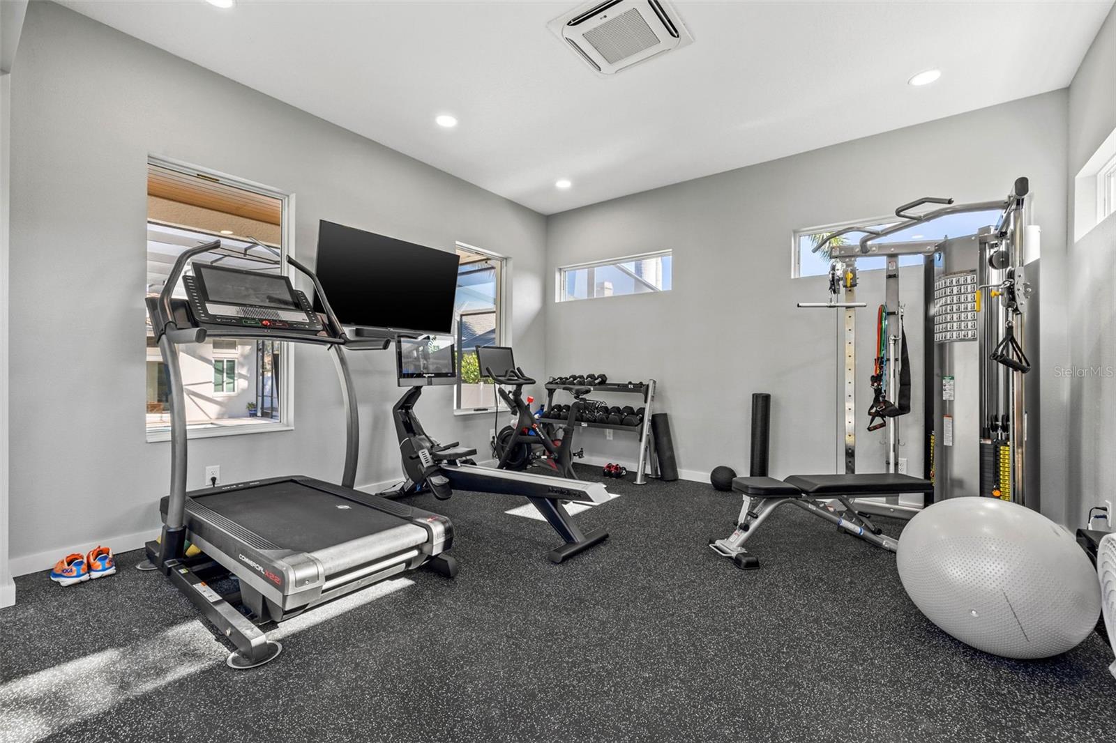 PLACIDO BAYOU - Residential