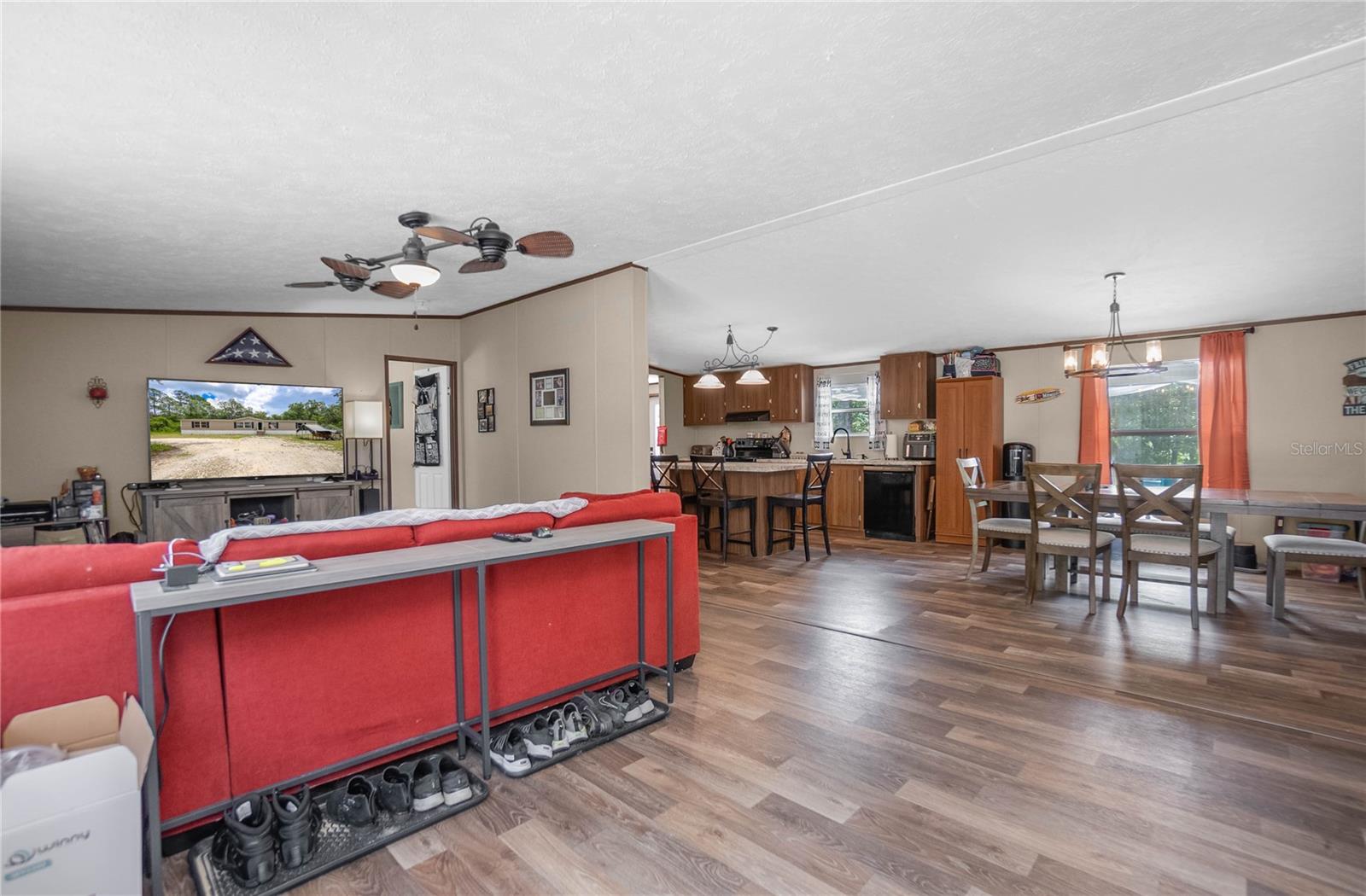 RIVER OAKS UNREC - Residential