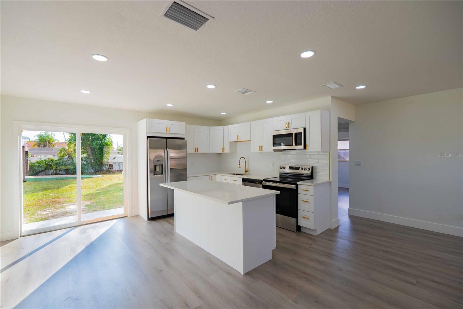 CARROLL CITY CENTER - Residential