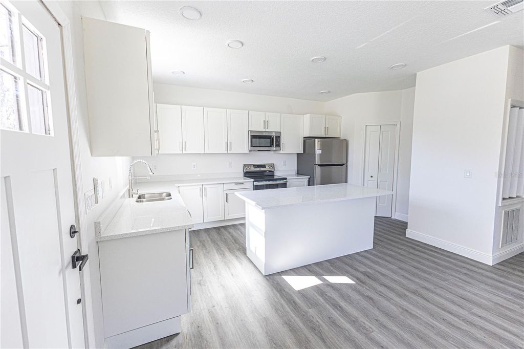 Photo of 2381 Cr 423 #Lot 41, Lake Panasoffkee, FL 33538 (MLS # G5102927)