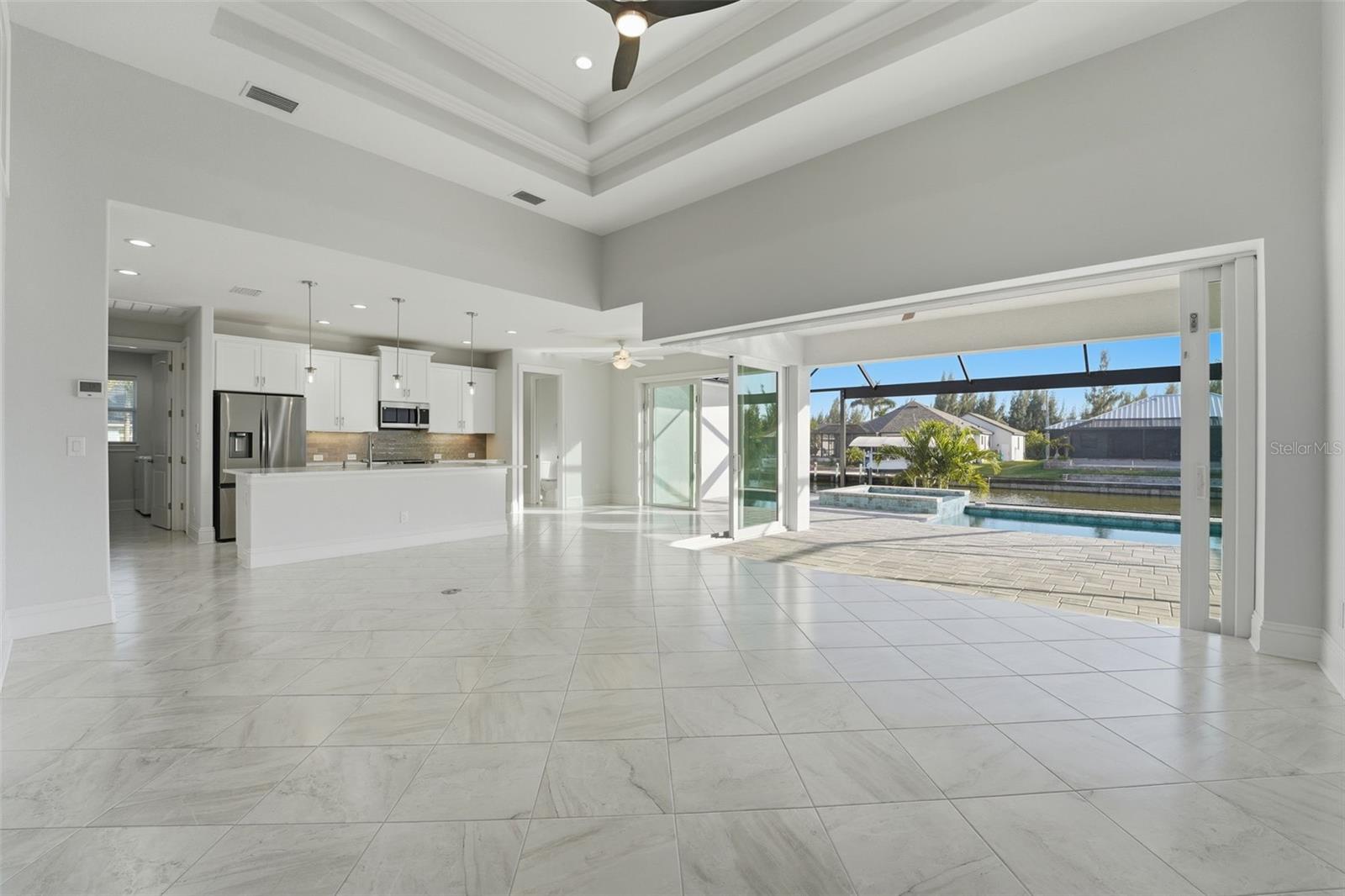 15730 VISCOUNT CIRCLE