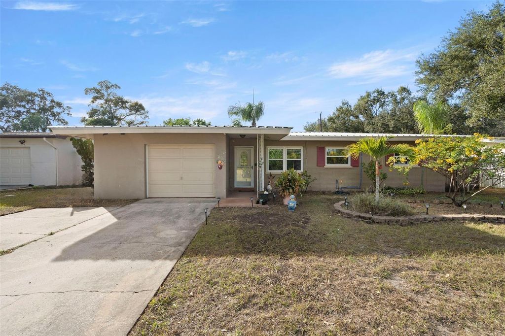 Photo of 78 Lexington Drive, Dunedin, FL 34698 (MLS # TB8447422)