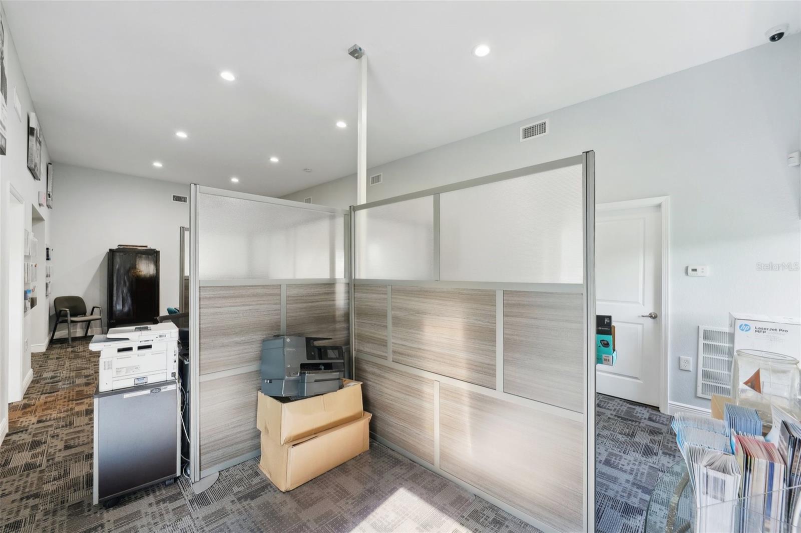 BEAUCLAIRE VILLAS - Commercial Sale