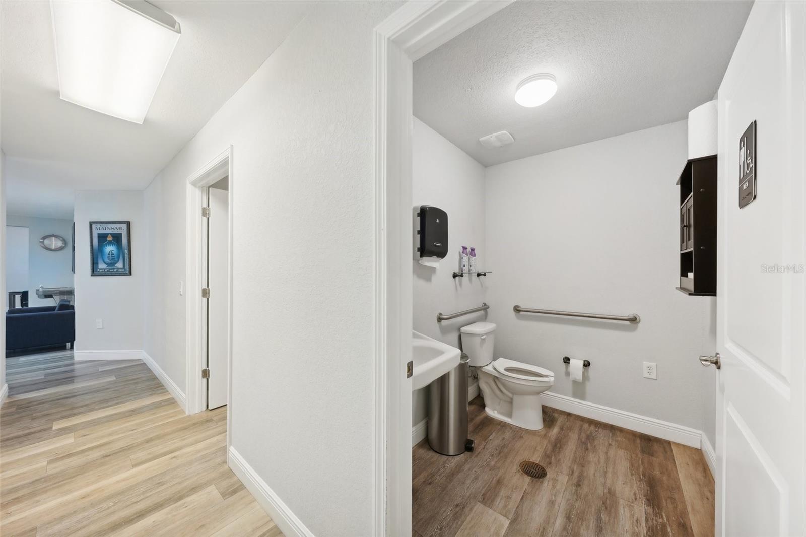 BEAUCLAIRE VILLAS - Commercial Sale