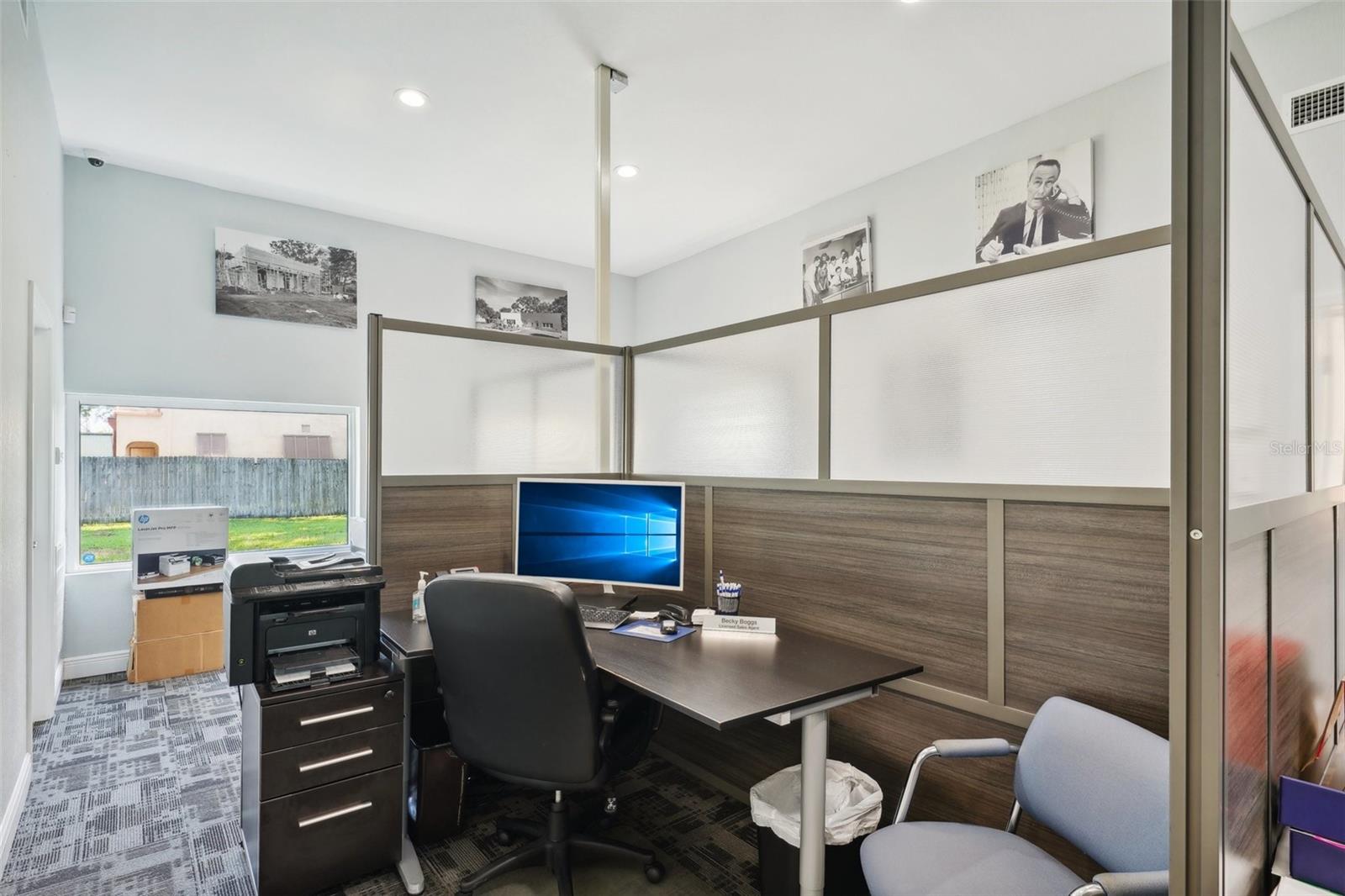 BEAUCLAIRE VILLAS - Commercial Sale